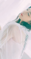 浴室浴缸里的轻纱衣少女唯美艺术摄影写真