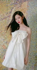 丰璟盛糖微博晒陈钰琪超有女人味优雅白裙写真图片