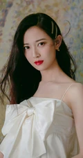丰璟盛糖微博晒陈钰琪超有女人味优雅白裙写真图片