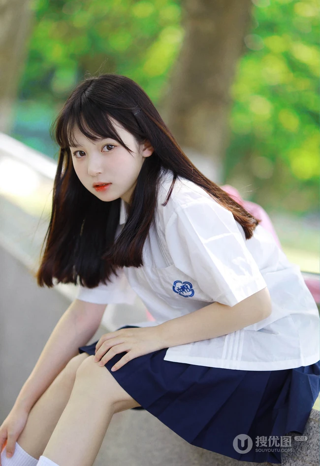 最爱这夏天，清新纯美制服学生妹子，小姑娘户外高清摄影写真集