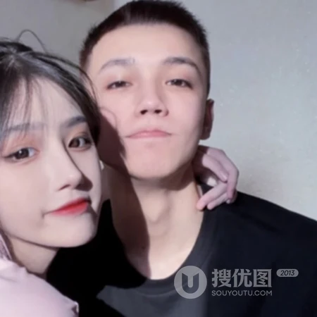帅到爆炸，美的冒泡，年轻男女情侣头像真人一人一半恩爱图片