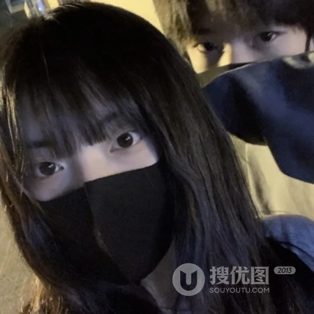 帅到爆炸，美的冒泡，年轻男女情侣头像真人一人一半恩爱图片