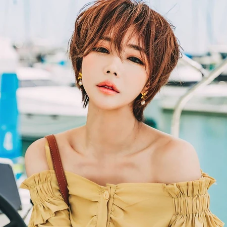 2020最新款&ldquo;俏皮&rdquo;女生齐耳根短发，减龄又动人女生短发发型图片（套图）