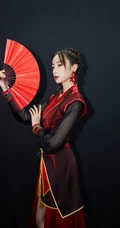 红尘笑，任飘摇，国风红装少女胡冰卿古装造型扮相写真图片