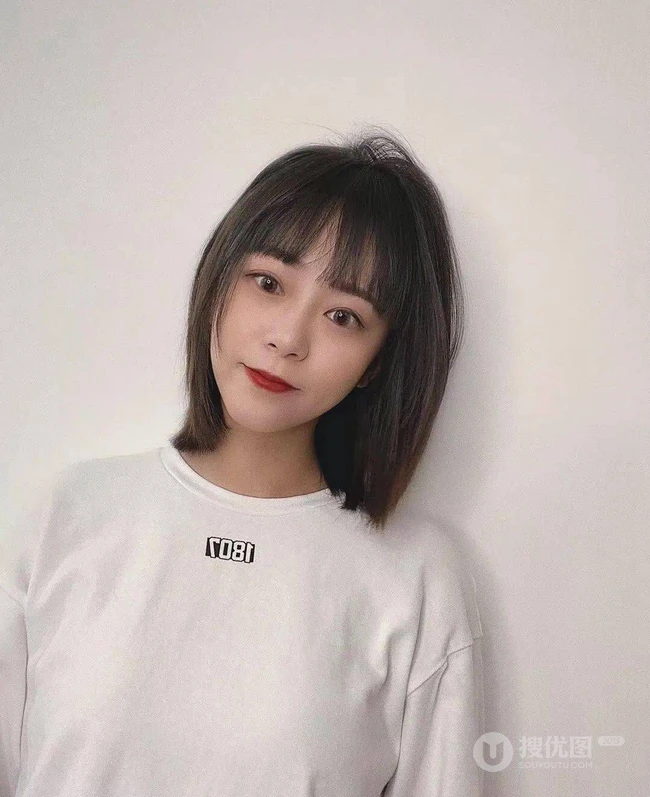 不挑脸型，好看，百搭又气质的&ldquo;锁骨发&rdquo;，2020最洋气的减龄发型图片 第10张