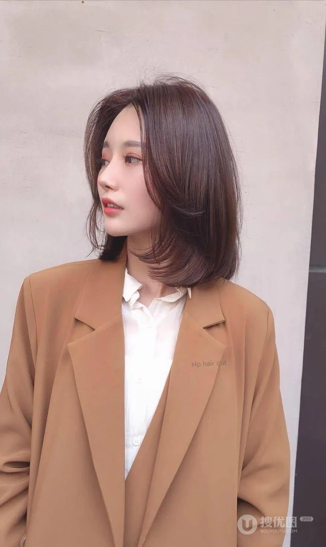 不挑脸型，好看，百搭又气质的&ldquo;锁骨发&rdquo;，2020最洋气的减龄发型图片 第5张