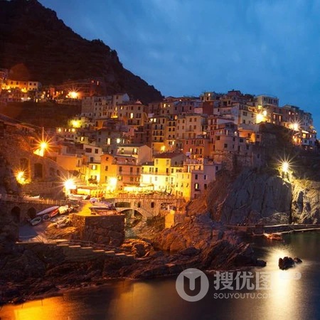 能带给人好的心情，超漂亮的海边城镇唯美风景头像图片