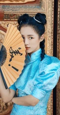 安悦溪双丸子头COS春丽造型北京故宫美拍写真图片