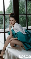 庄园中的少女心事，徐璐唯美庄园梦幻写真图片