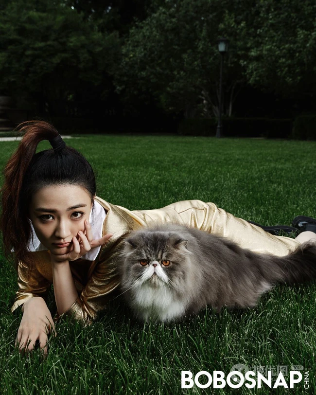 庄园中的少女心事，徐璐唯美庄园梦幻写真图片