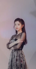 景甜黑色优雅透明印花轻纱长裙甜美写真