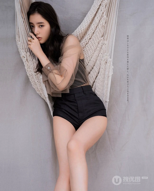 这才是腿玩年啊！神级气质女生新木优子绝美写真图片集