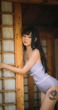美好的六月，气质紧身肩带死库水长腿少女唯美街拍写真
