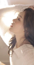 长筒袜女生鹂蔓钢琴前文艺范气质室内写真美照