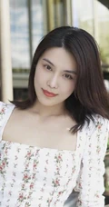 韩丹桐的清爽淡雅夏日休闲风穿衣搭配美照