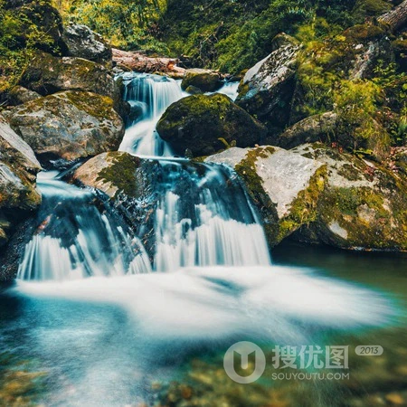 好看的风景头像，亲近大自然之山间溪流唯美景色头像图片
