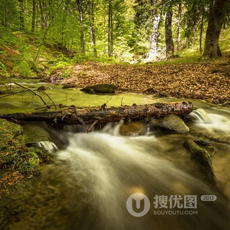 好看的风景头像，亲近大自然之山间溪流唯美景色头像图片