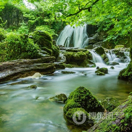 好看的风景头像，亲近大自然之山间溪流唯美景色头像图片
