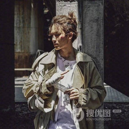 高冷暗黑系酷帅痞帅男头像，朱正廷受伤妆真实霸气伤感头像图片