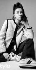 孙怡高扎马尾酷美装扮登杂志写真，多套服饰诠释个性都市女孩魅力