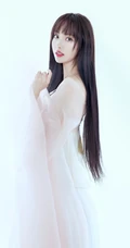 仙气飘飘小姐姐，喜欢倪张嘉倪工作室晒古风汉服仙气写真美照