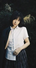 90后女演员卜冠今学生制服短裙户外唯美复古写真美照