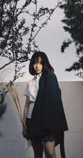 90后女演员卜冠今学生制服短裙户外唯美复古写真美照