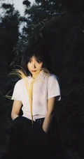 90后女演员卜冠今学生制服短裙户外唯美复古写真美照