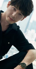 有胡渣的白宇更显男人魅力，陕西帅哥明星白宇酷黑工装写真图片