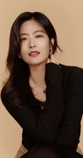 徐百慧展现优雅女人坐姿，姿态写真美照