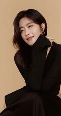 徐百慧展现优雅女人坐姿，姿态写真美照