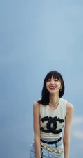 新生代演员&ldquo;八哥哥&rdquo;王悦伊休闲白背心牛仔裤户外唯美写真