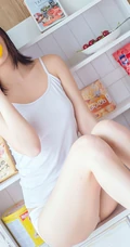 腿型很好看的绝美气质少女紧身衣系列高清室内艺术摄影写真图片
