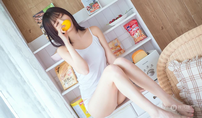 腿型很好看的绝美气质少女紧身衣系列高清室内艺术摄影写真图片