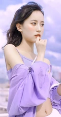 骨感美，浅粉浅粉的苗条骨感纤细线条少女户外街拍美照
