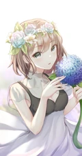 头戴花冠的二次元动漫少女超美插画图片
