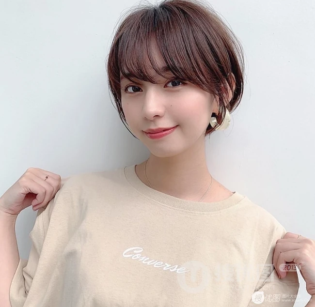 日系短发，好看时尚正流行，减龄还不挑人日系短发女生图片欣赏 第13张