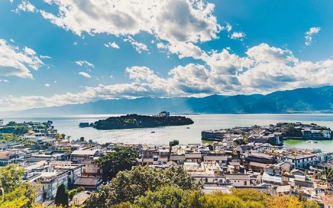 洱海，不同时间，不同位置地点的大理洱海风光景色图片