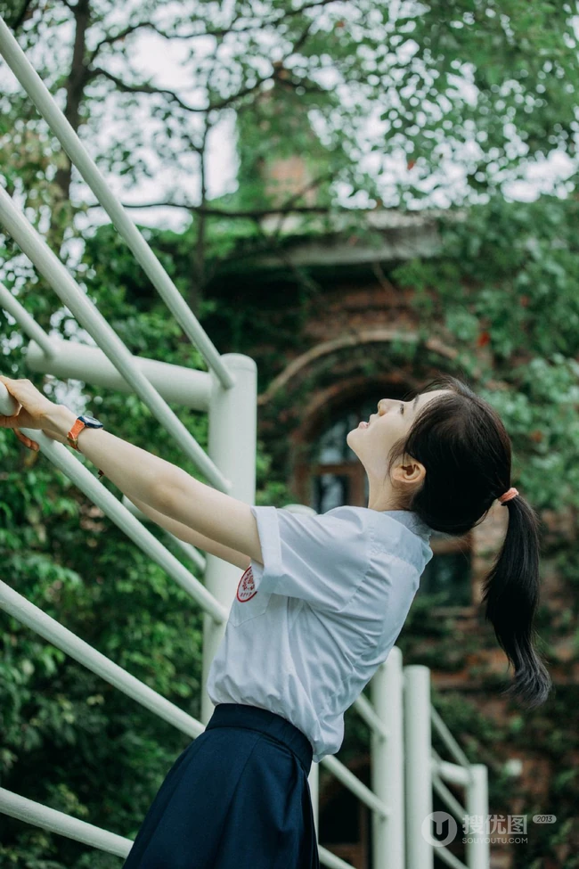 李兰迪清新甜美校服校园旧照