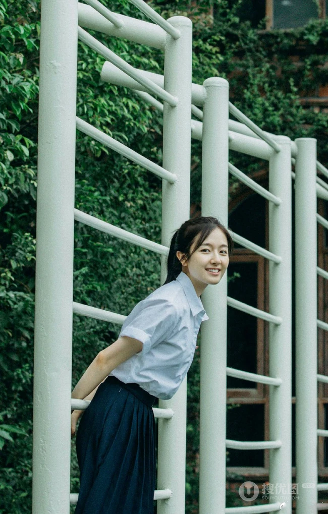 李兰迪清新甜美校服校园旧照