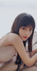 温柔可人肩带睡裙女生Shika小鹿鹿唯美室内写真图集
