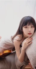 温柔可人肩带睡裙女生Shika小鹿鹿唯美室内写真图集