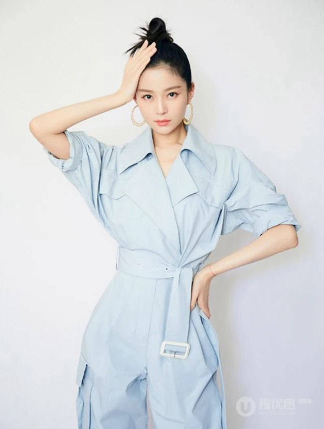 山东女明星王媛可连衣裤装清爽写真照