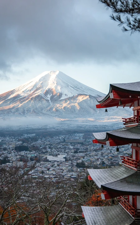 日本富士山，云上的高山等唯美山脉手机壁纸