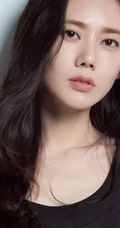 美,太美啦!秋瓷炫微博分享最新黑白写真大片