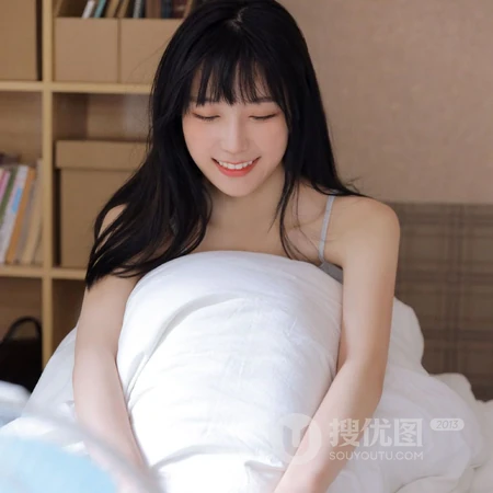 大眼睛女生头像，让人一看就喜欢的女生头像图片（套图）