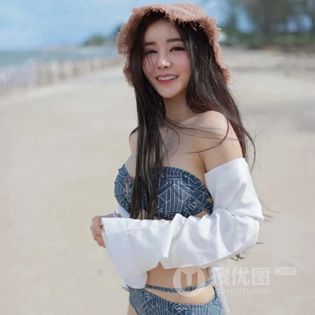 真实女生头像，2020微信专用的泰国真人女生沙滩美拍照片头像图片