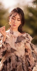 马苏清新淡雅花裙现身户外小树林唯美森系写真图集