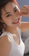 笑容甜美的酒窝女孩，白背心睡裤穿搭居家室内清爽动人写真美照