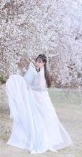 仙气飘飘古装汉服女生梨花树下唯美摄影写真图集